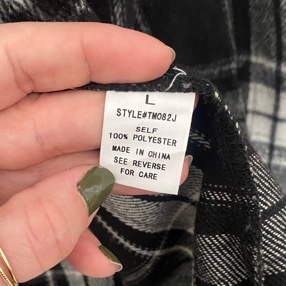 Black and White Plaid Shirt - Picture 3 of 4